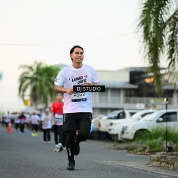Runner Photo 7908534