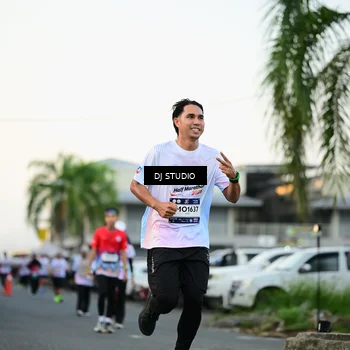 Runner Photo 7908547