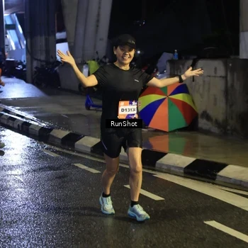 Runner Photo 7908550