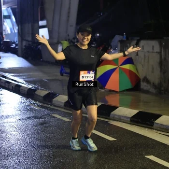 Runner Photo 7908551