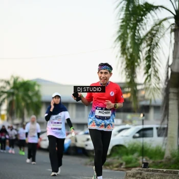 Runner Photo 7908554