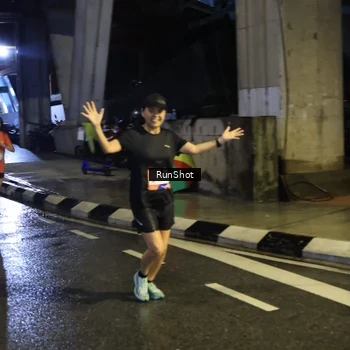 Runner Photo 7908557