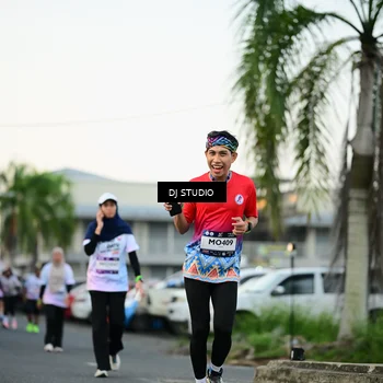 Runner Photo 7908561