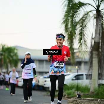 Runner Photo 7908562