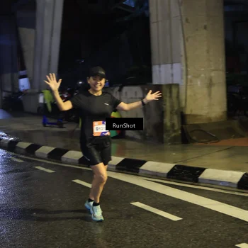 Runner Photo 7908563