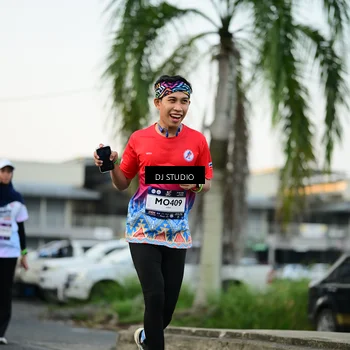Runner Photo 7908564