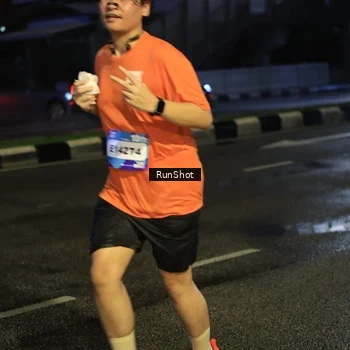 Runner Photo 7908568