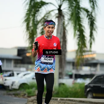 Runner Photo 7908571