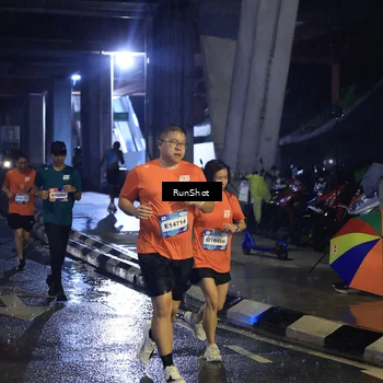 Runner Photo 7908577