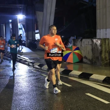 Runner Photo 7908580
