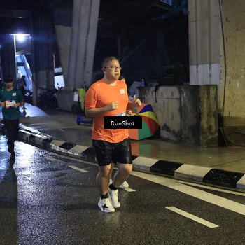 Runner Photo 7908584