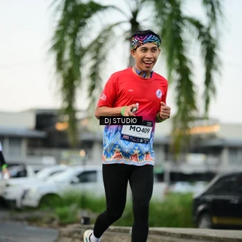 Runner Photo 7908587