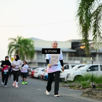 Runner Photo 7908611