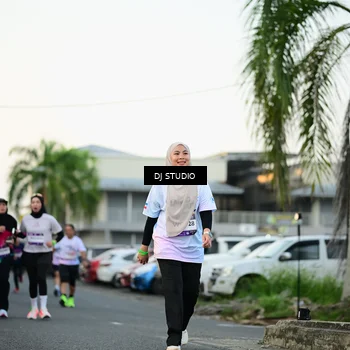 Runner Photo 7908617
