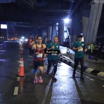 Runner Photo 7908625