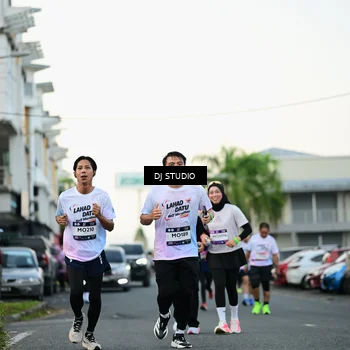 Runner Photo 7908638