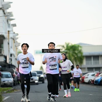 Runner Photo 7908639