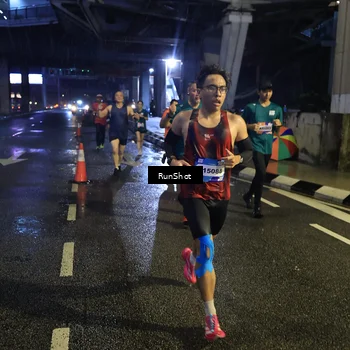 Runner Photo 7908642