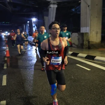 Runner Photo 7908644