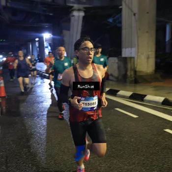 Runner Photo 7908650