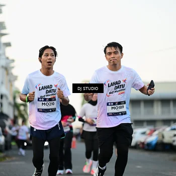 Runner Photo 7908657