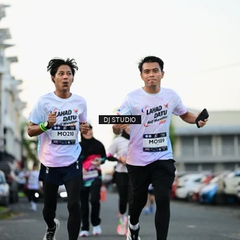 Runner Photo 7908661