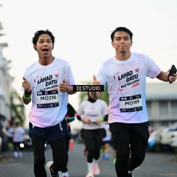 Runner Photo 7908668