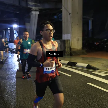 Runner Photo 7908669