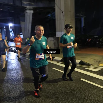 Runner Photo 7908673