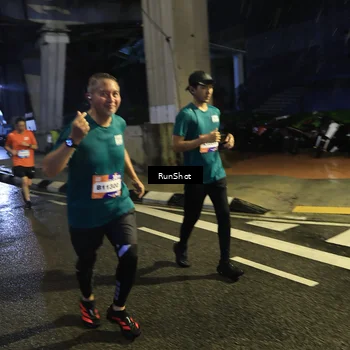Runner Photo 7908675