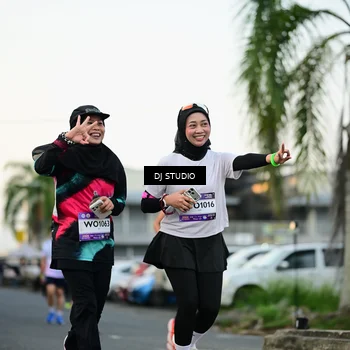 Runner Photo 7908688