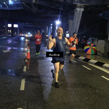 Runner Photo 7908696