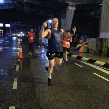 Runner Photo 7908703