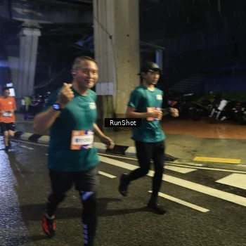Runner Photo 7908716