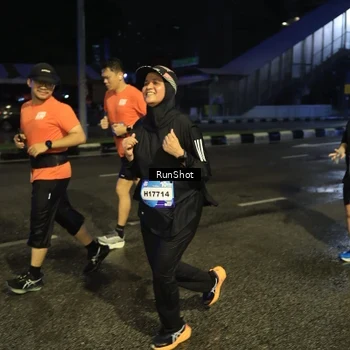Runner Photo 7908723