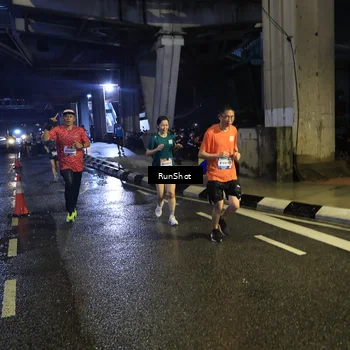 Runner Photo 7908741
