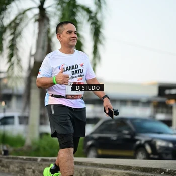 Runner Photo 7908743