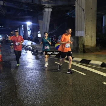 Runner Photo 7908745