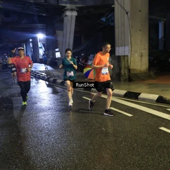 Runner Photo 7908748