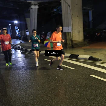 Runner Photo 7908755