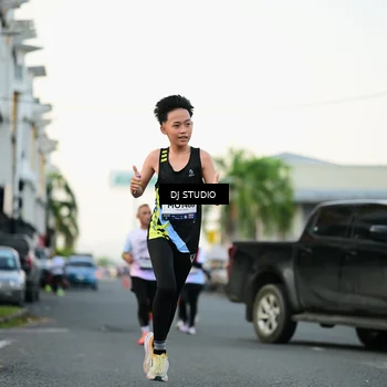 Runner Photo 7908765