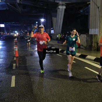 Runner Photo 7908771