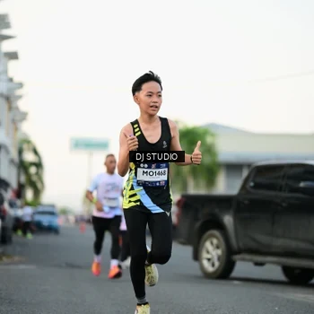 Runner Photo 7908775