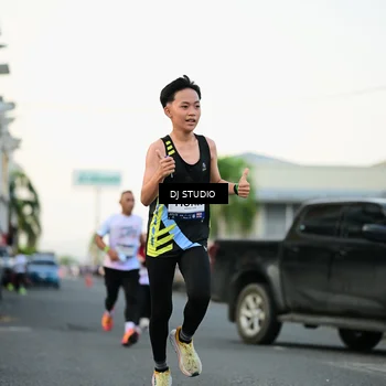 Runner Photo 7908776