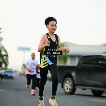 Runner Photo 7908780