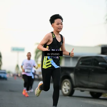Runner Photo 7908786