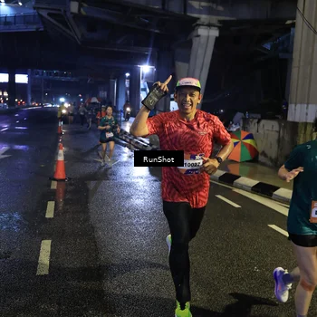 Runner Photo 7908789