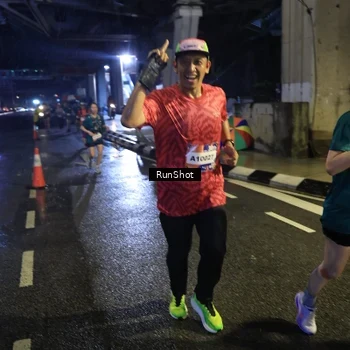 Runner Photo 7908800