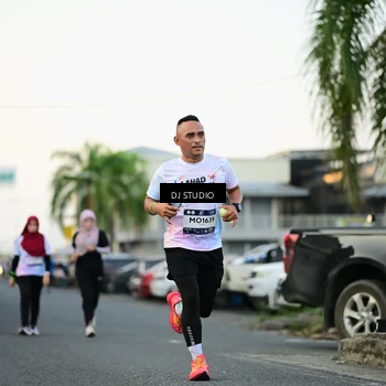 Runner Photo 7908801