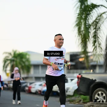 Runner Photo 7908809